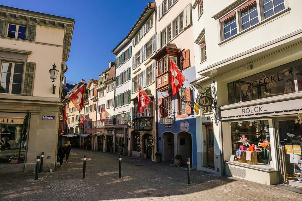 zurich self guided walking tours
